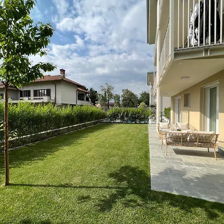 דירה New And Luxurious In *